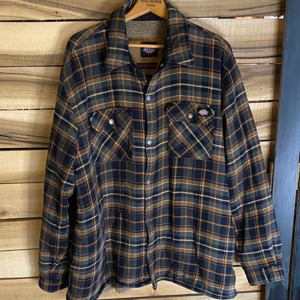 Dickies Men’s Plaid Sherpa-Lined Shirt Jacket - Black & Orange XXL snap up